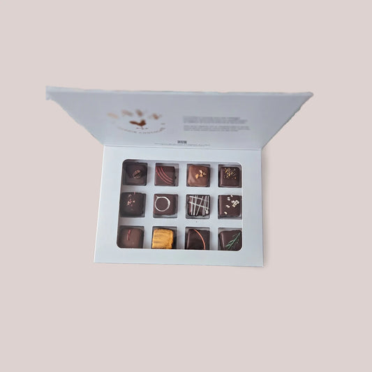 Boite de 12 chocolats fins artisanaux
Fays